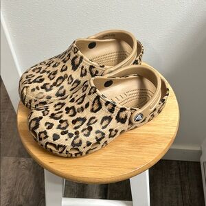 CROCS Leopard Print Clogs